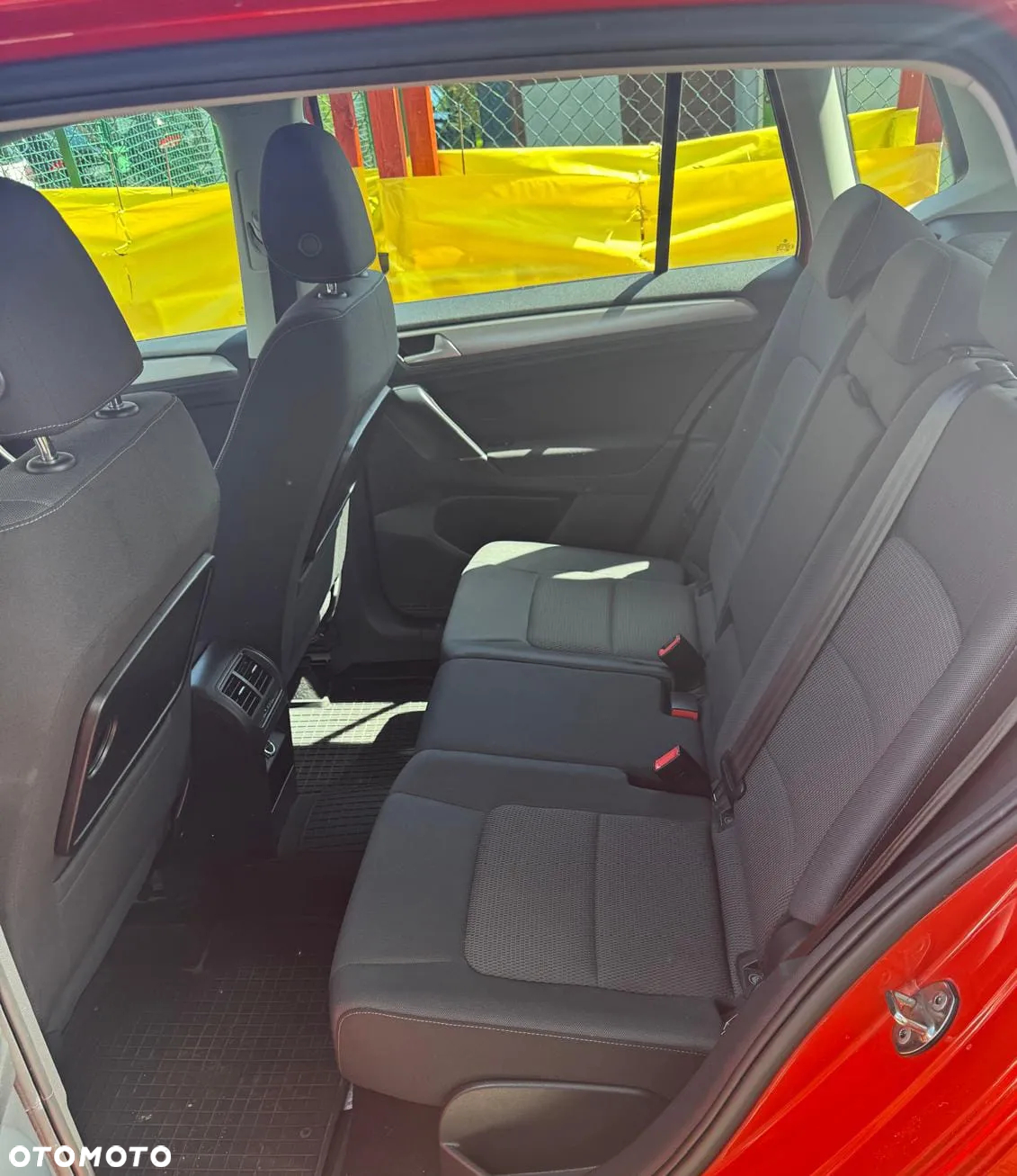 Volkswagen Golf Sportsvan 1.2 TSI (BlueMotion Technology) DSG Comfortline - 8