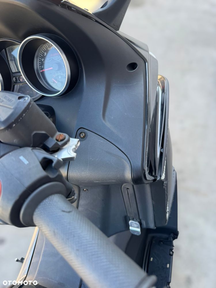 Aprilia SRV 850 - 29