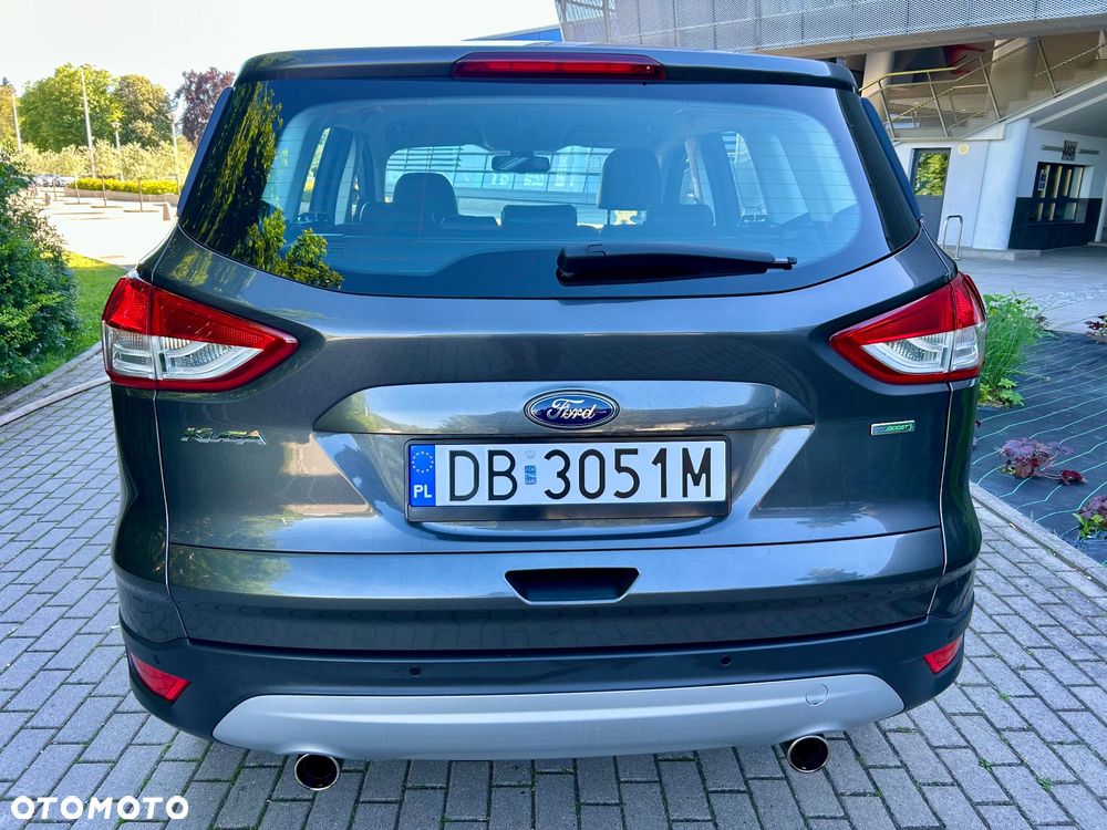 Ford Kuga 1.5 EcoBoost 2x4 Titanium - 8