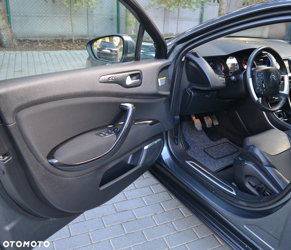 Citroën C5 HDi 165 FAP Exclusive - 6