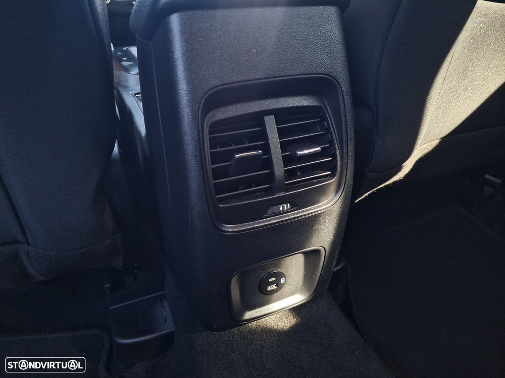 Ford Kuga 1.5 TDCi EcoBlue Titanium - 16
