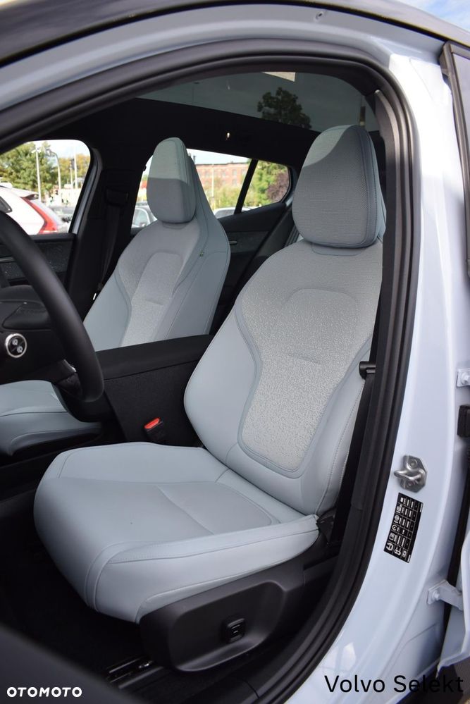 Volvo EX30 - 16