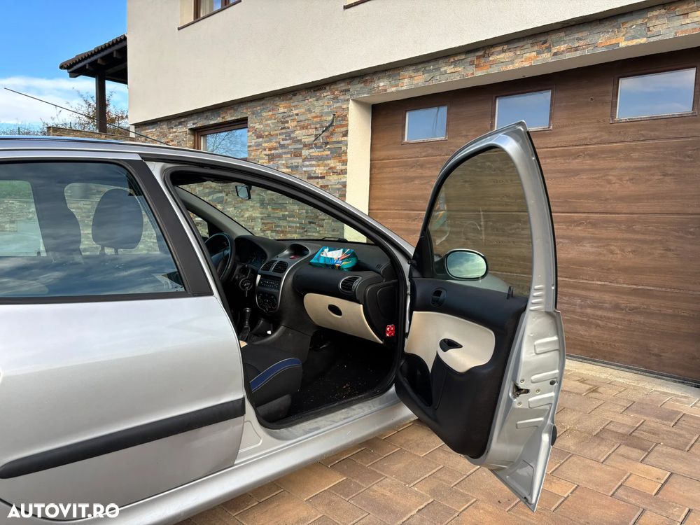 Peugeot 206 1.4E One-Line - 6