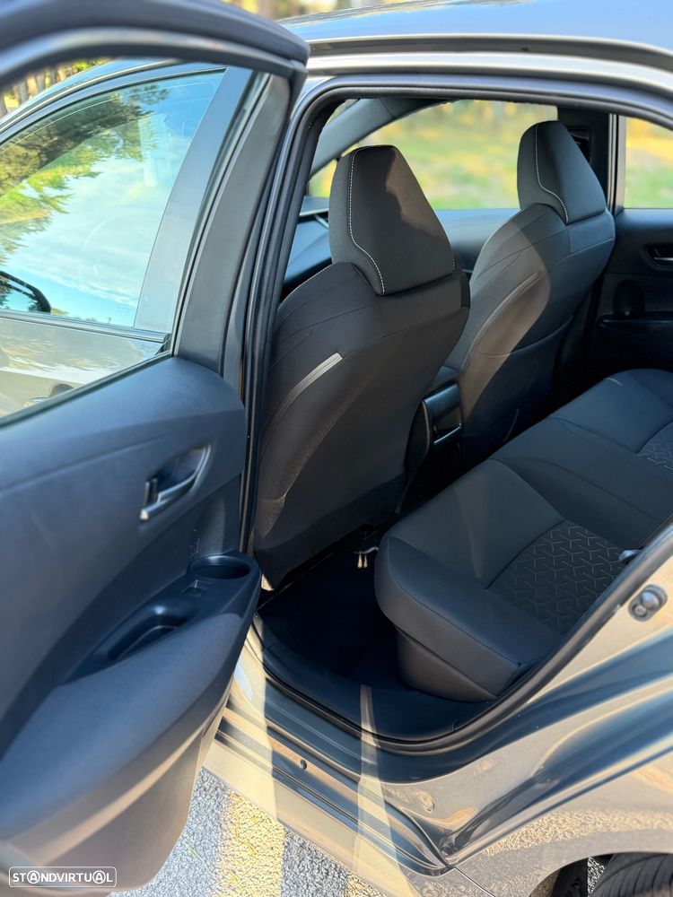 Toyota Corolla 1.8 Hybrid Comfort - 47