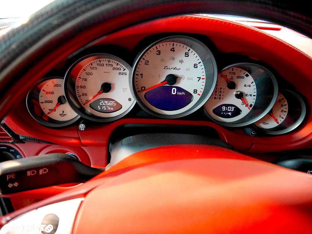Porsche 911 - 12