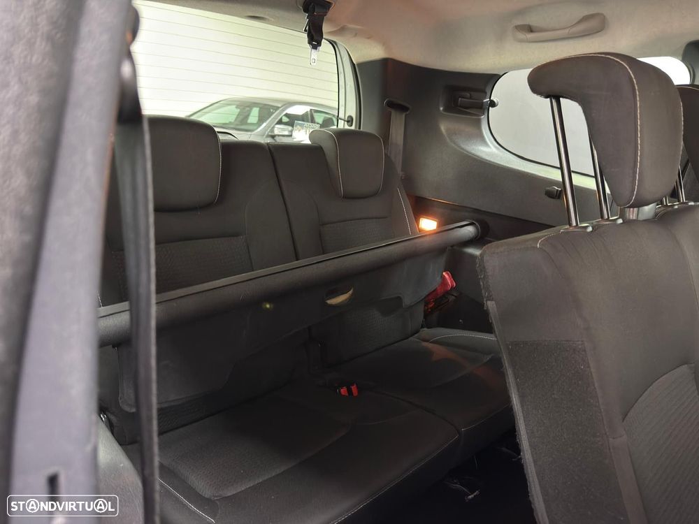 Dacia Lodgy 1.5 dCi Confort 7L - 32