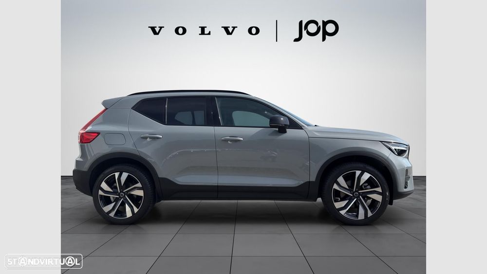 Volvo XC 40 2.0 B3 Plus Dark - 7