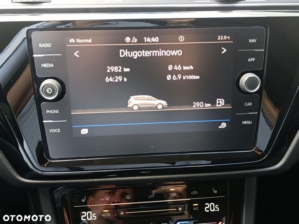 Volkswagen Touran - 29