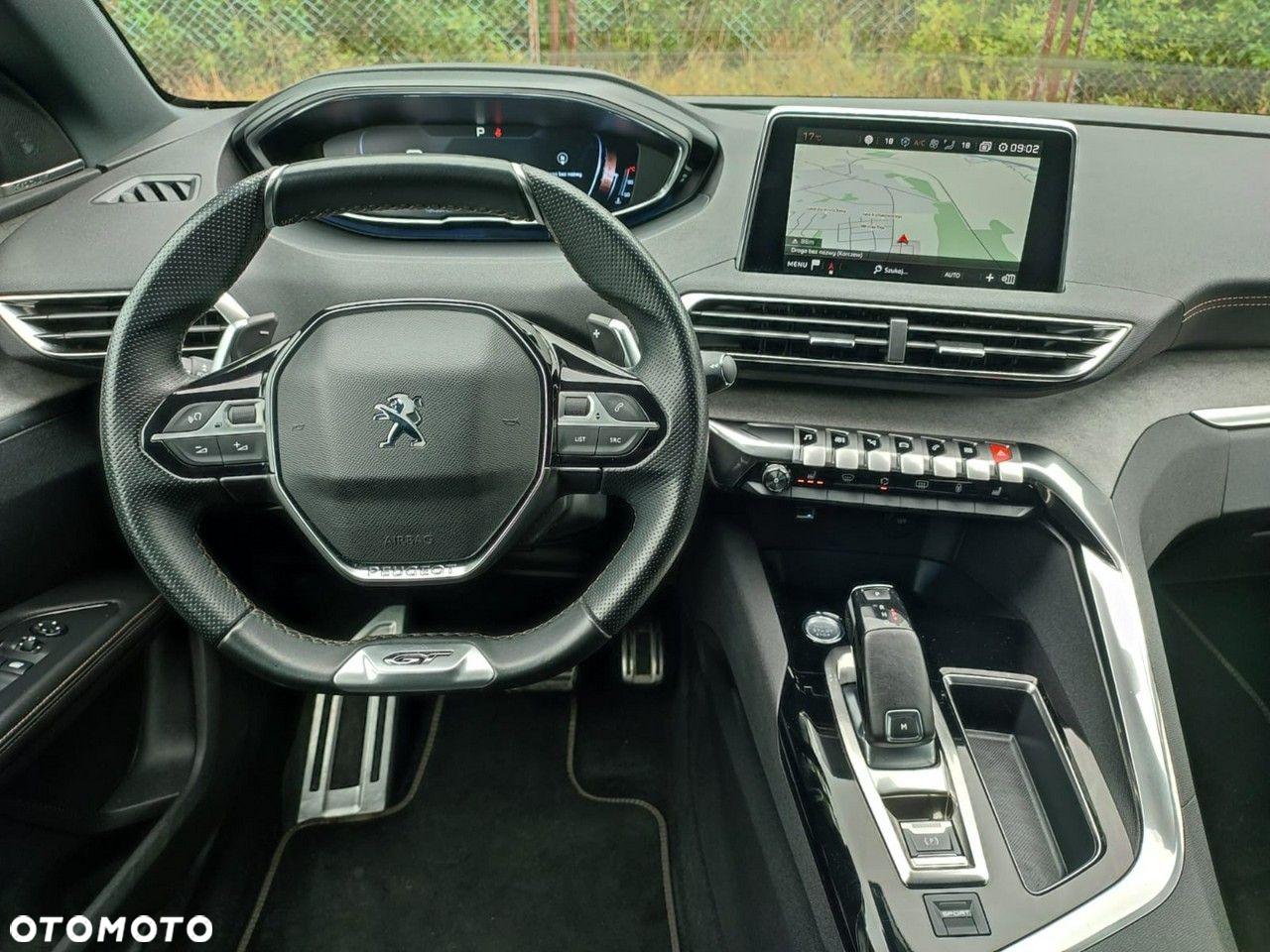 Peugeot 5008 - 8