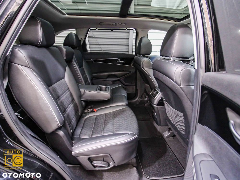 Kia Sorento - 11