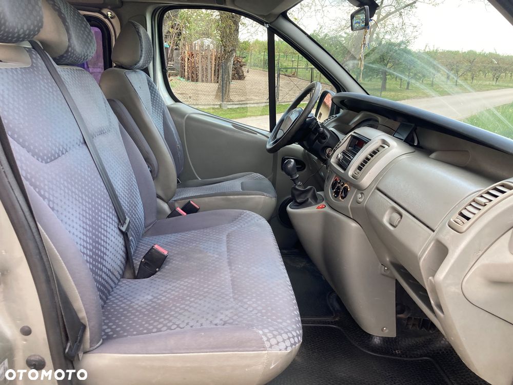 Renault Trafic L1H1 Passenger Lux - 19