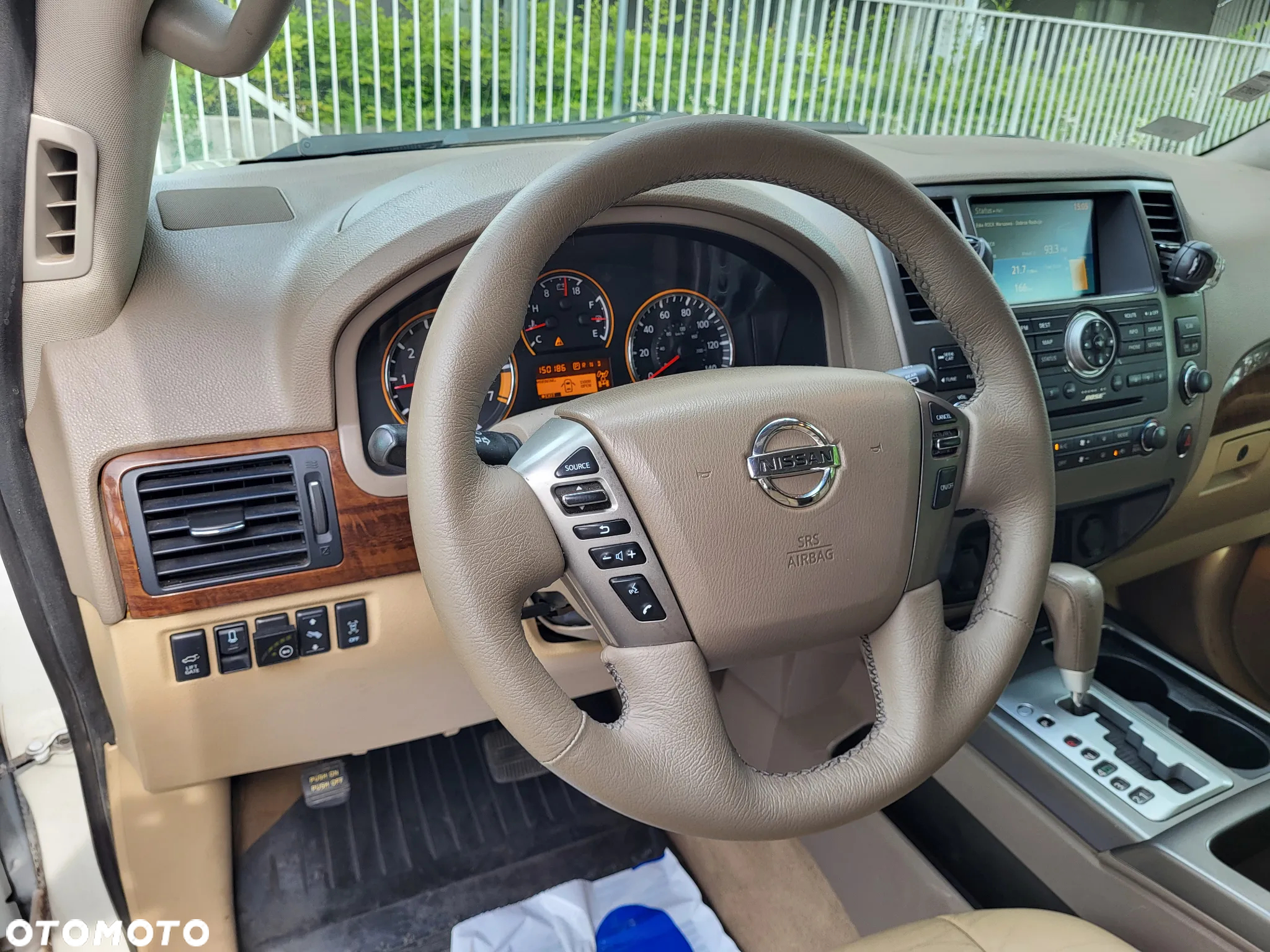 Nissan Armada - 9