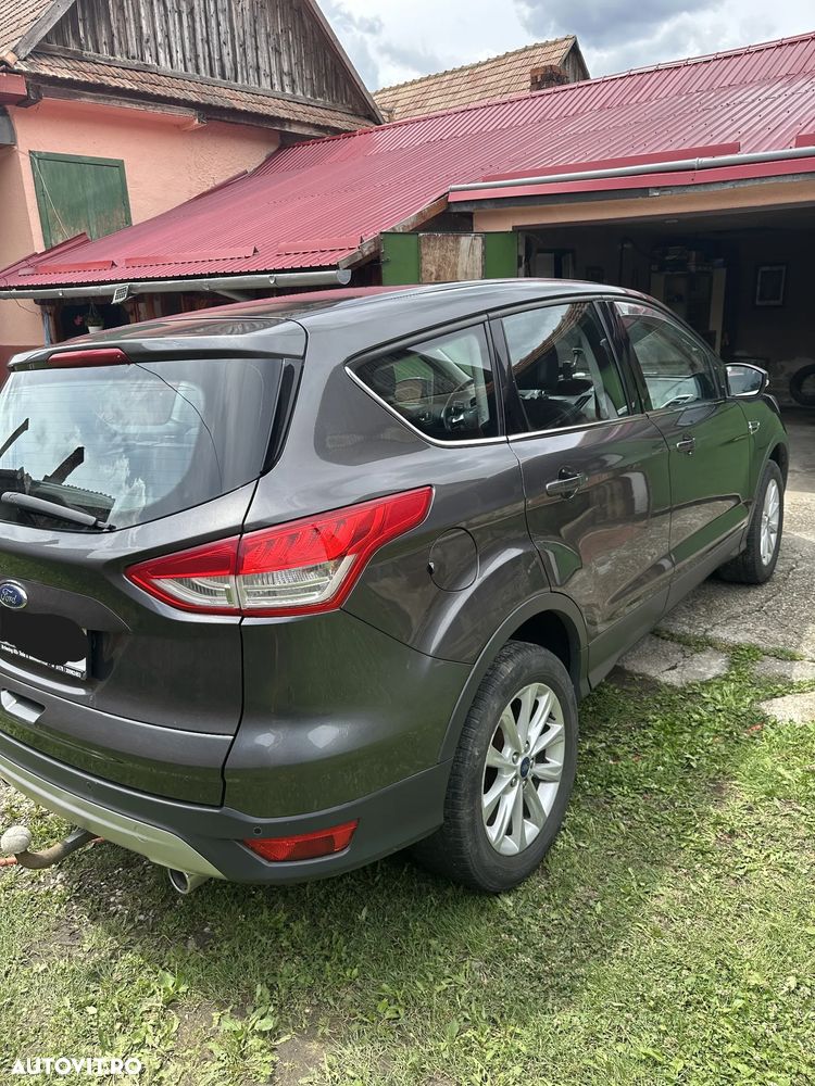 Ford Kuga 2.0 TDCi 4WD Titanium - 4