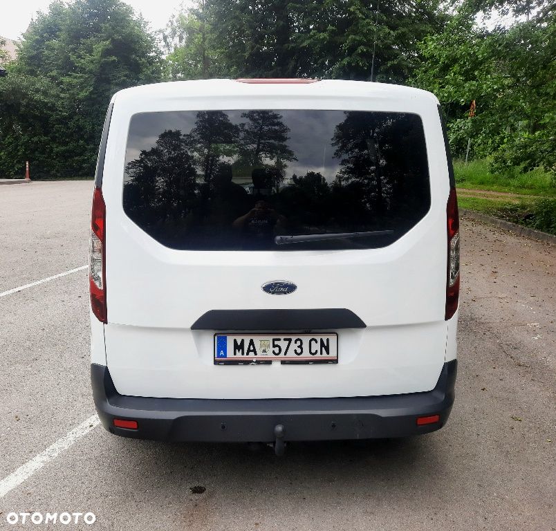 Ford Tourneo Connect Grand - 8