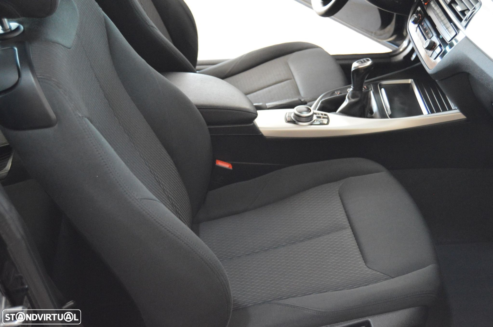 BMW 218 d Coupe Advantage - 26