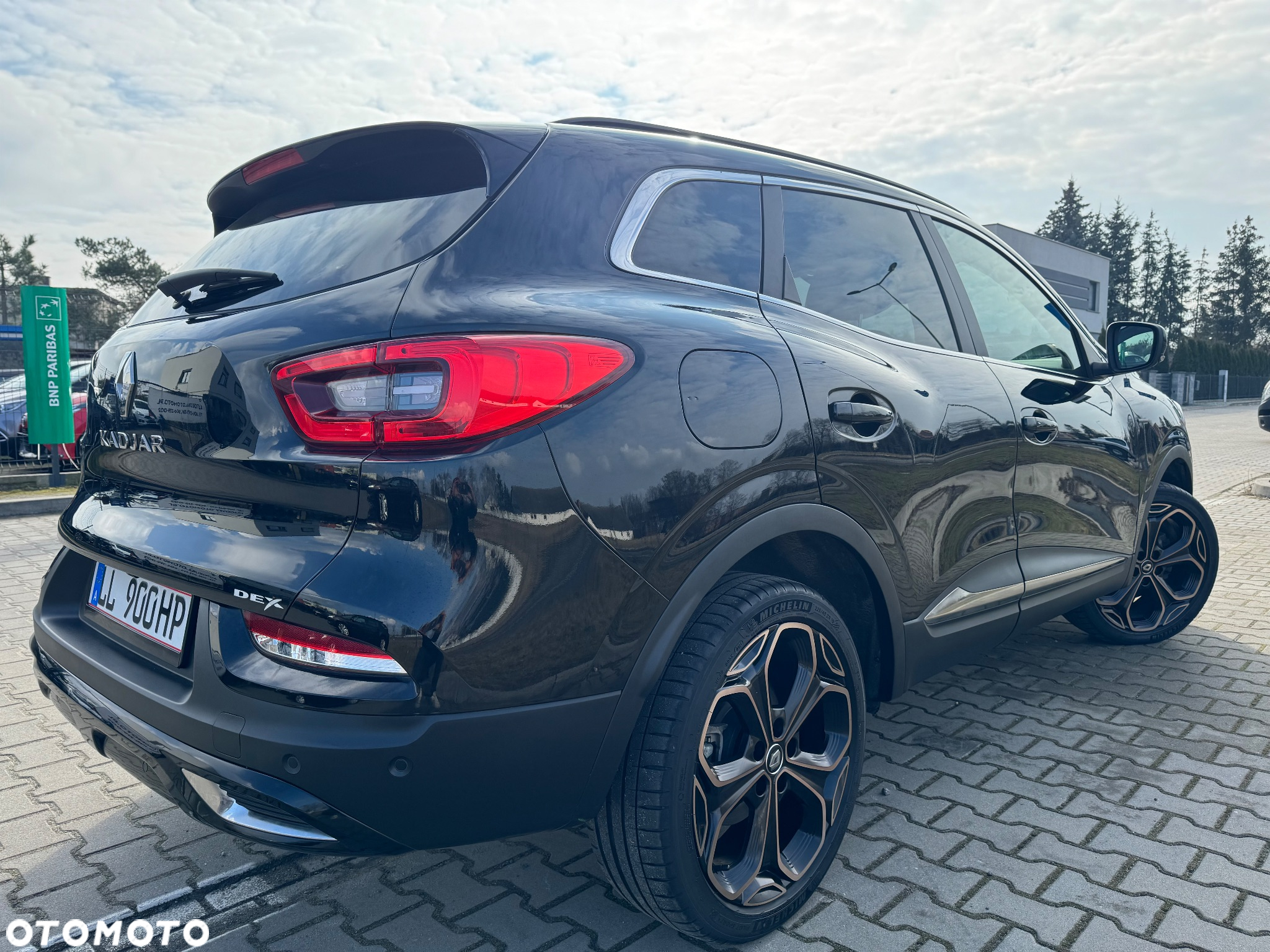 Renault Kadjar TCe 140 EDC GPF BLACK EDITION - 4