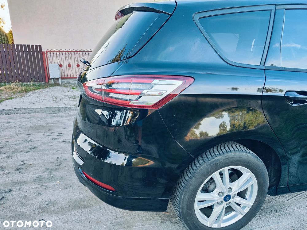 Ford S-Max - 10