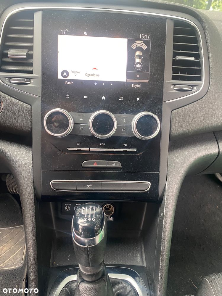Renault Megane 1.5 Blue dCi Zen - 10