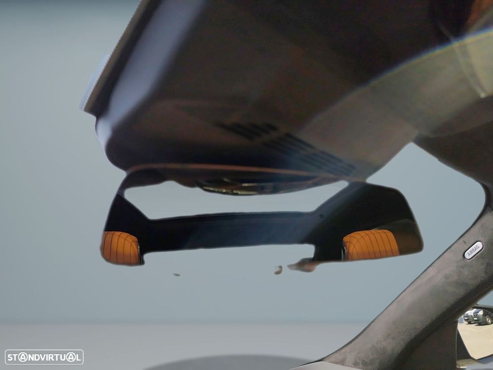 BMW 750 750e xDrive Pack Desportivo M - 33