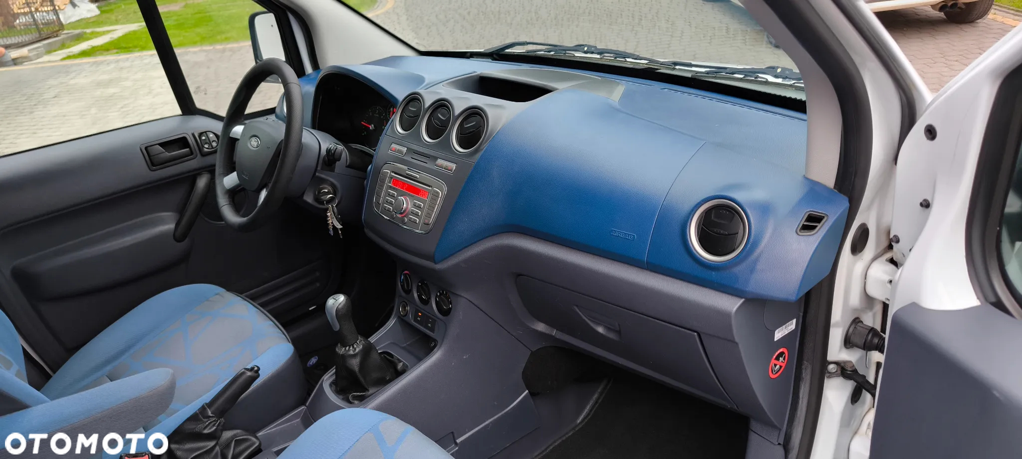 Ford Transit Connect - 18