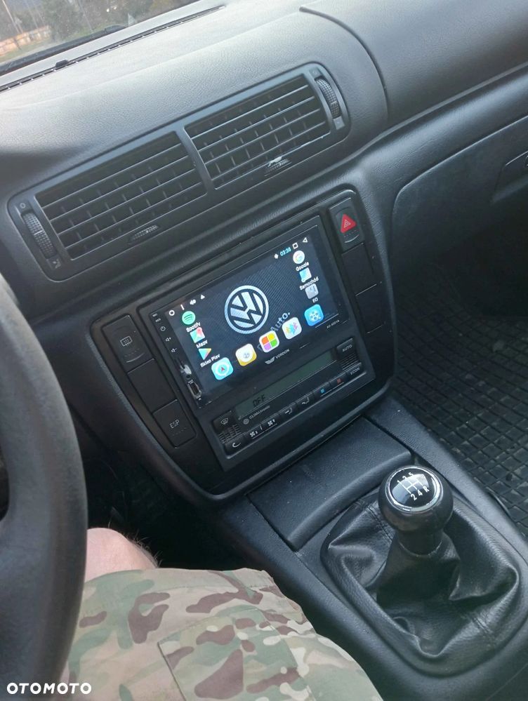 Volkswagen Passat - 7