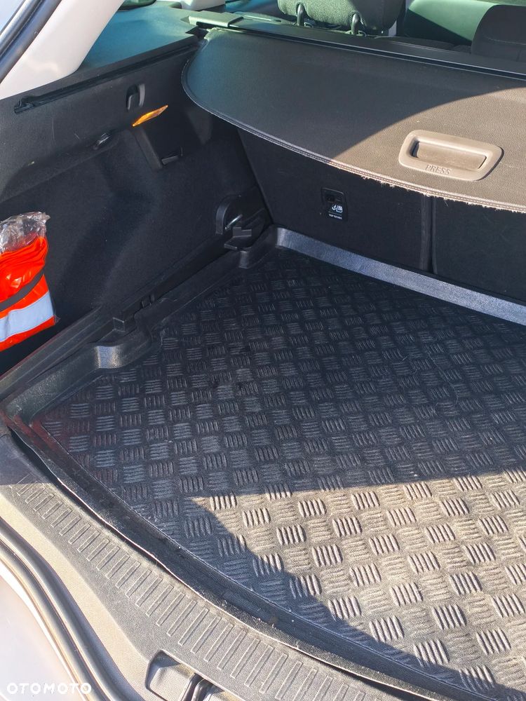 Renault Megane 1.5 dCi Limited - 9