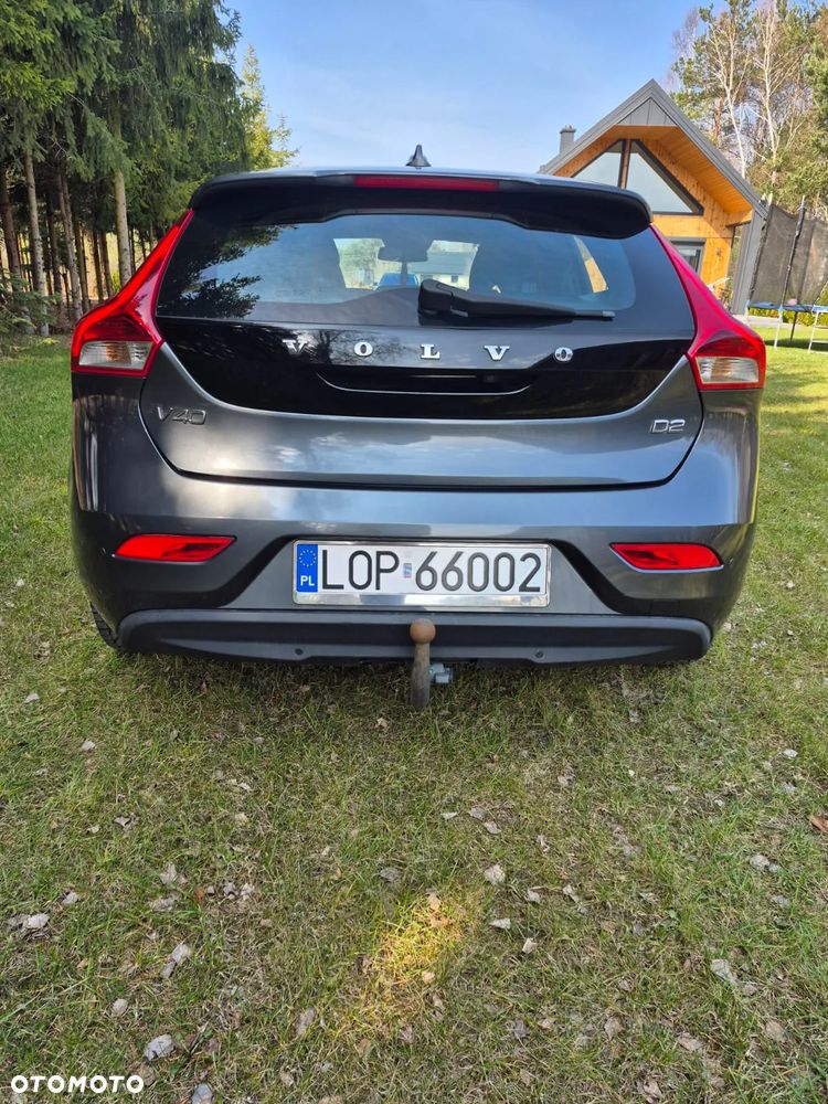 Volvo V40 D2 Summum - 8