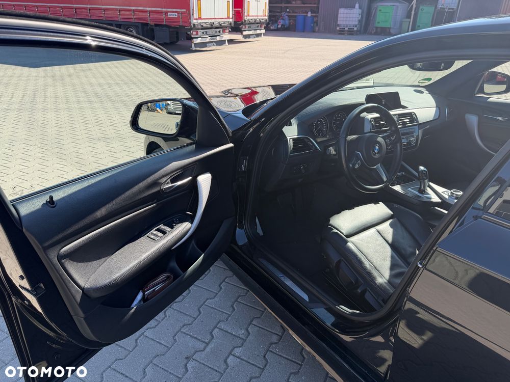 BMW Seria 1 120i M Sport Shadow - 15