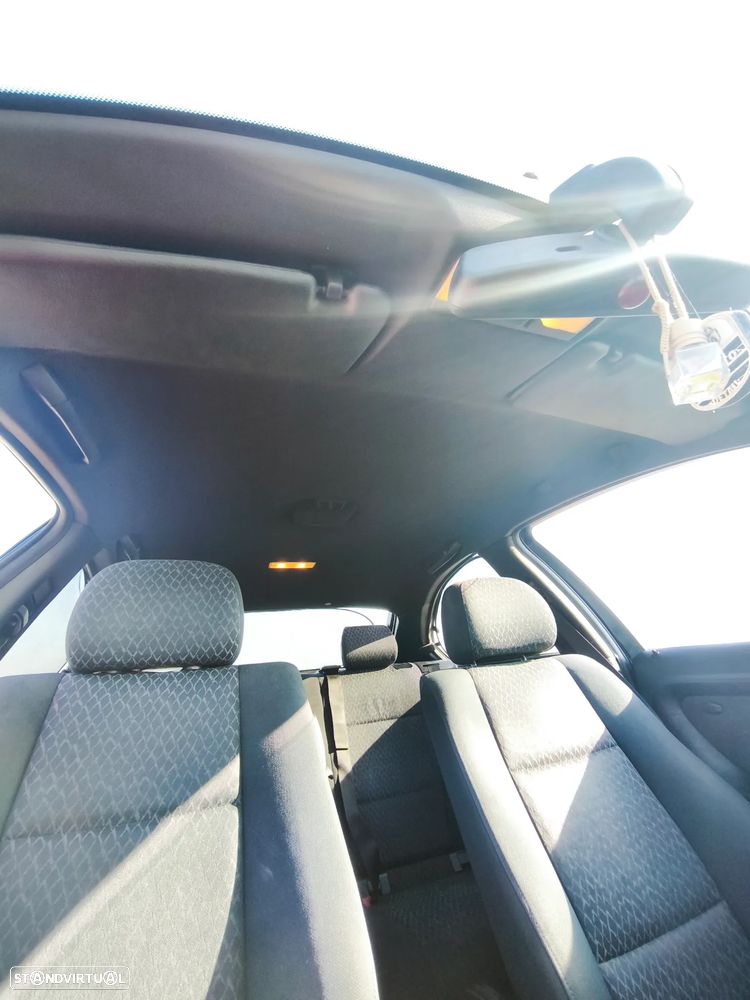 BMW 320 d - 11