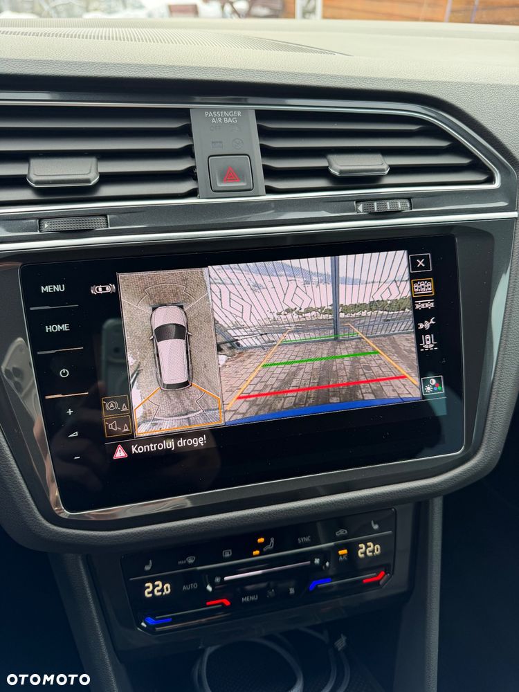 Volkswagen Tiguan 2.0 TDI SCR 4MotION DSG R-Line - 25