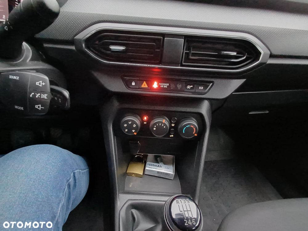 Dacia Logan 0.9 TCe Laureate S&S - 18