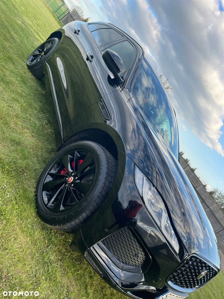 Jaguar F-Pace - 12