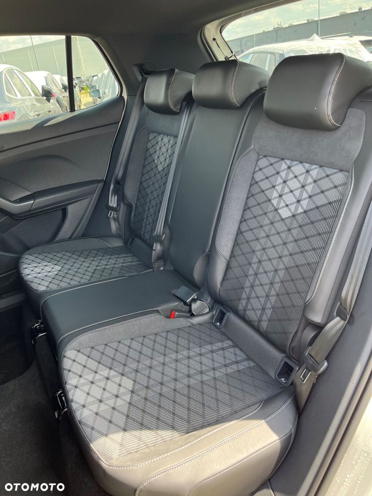 Volkswagen T-Cross 1.0 TSI R-Line Plus DSG - 10