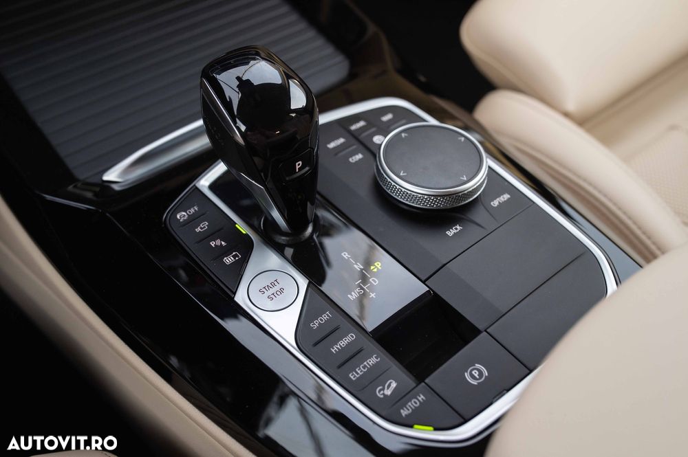 BMW X3 xDrive30e AT PHEV - 23