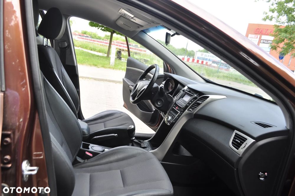 Hyundai i30 1.4 Classic - 21