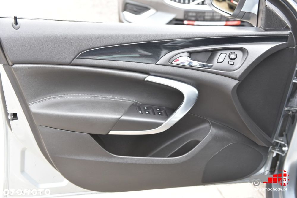 Opel Insignia - 15