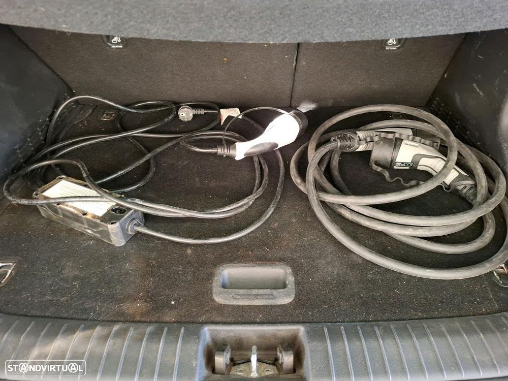 Hyundai Kauai Premium - 10