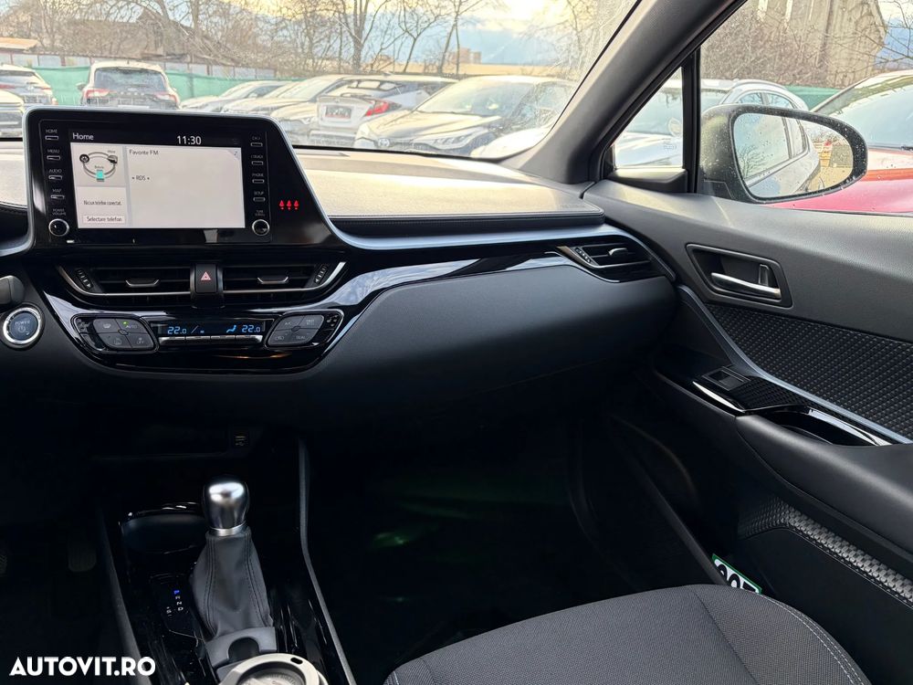 Toyota C-HR 2.0 Hybrid Business-Edition - 18