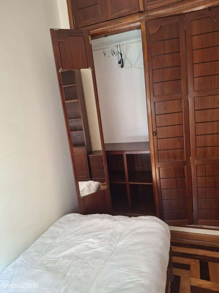 Quarto - localizado em Celas Coimbra Portugal Coimbra - Grande imagem: 2/6