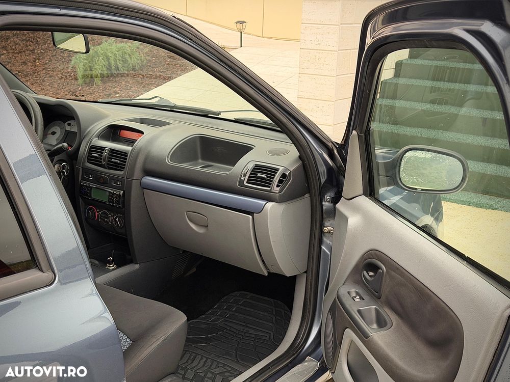 Renault Symbol 1.4 8V Expression - 22