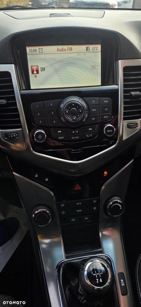 Chevrolet Cruze 1.4 T LTZ - 28