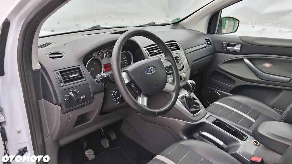 Ford Kuga 2.0 TDCi 4WD Titanium - 12
