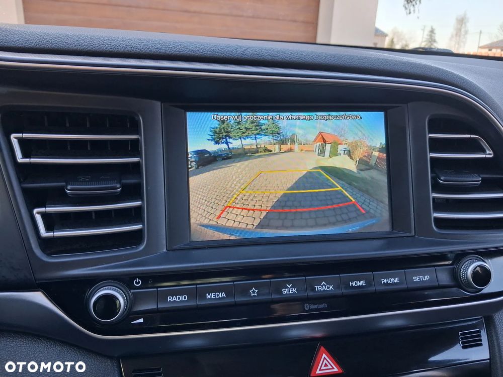 Hyundai Elantra 1.6 Comfort - 5