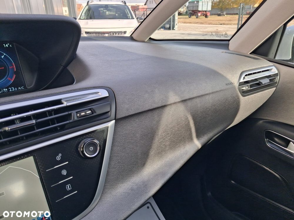 Citroën C4 Picasso 2.0 BlueHDi Shine S&S - 22