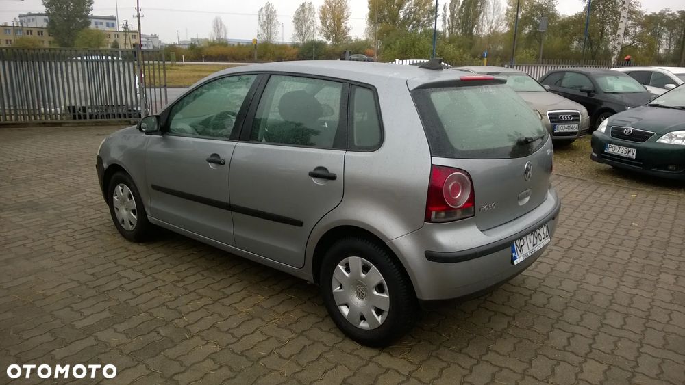 Volkswagen Polo 2008 photo 3