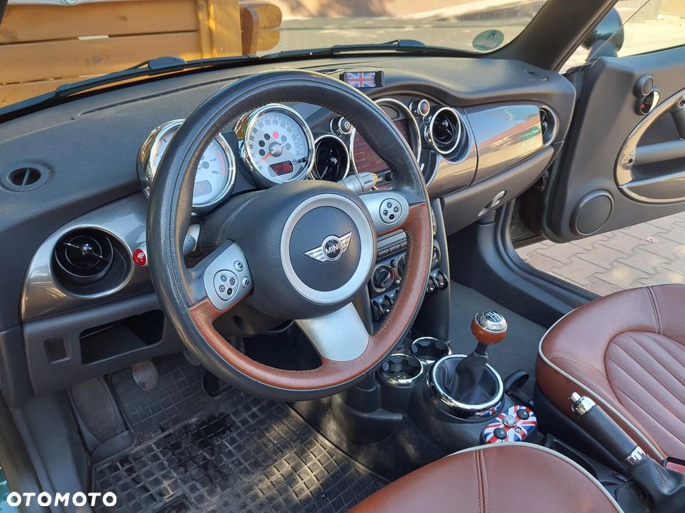 MINI Cooper Sidewalk - 17