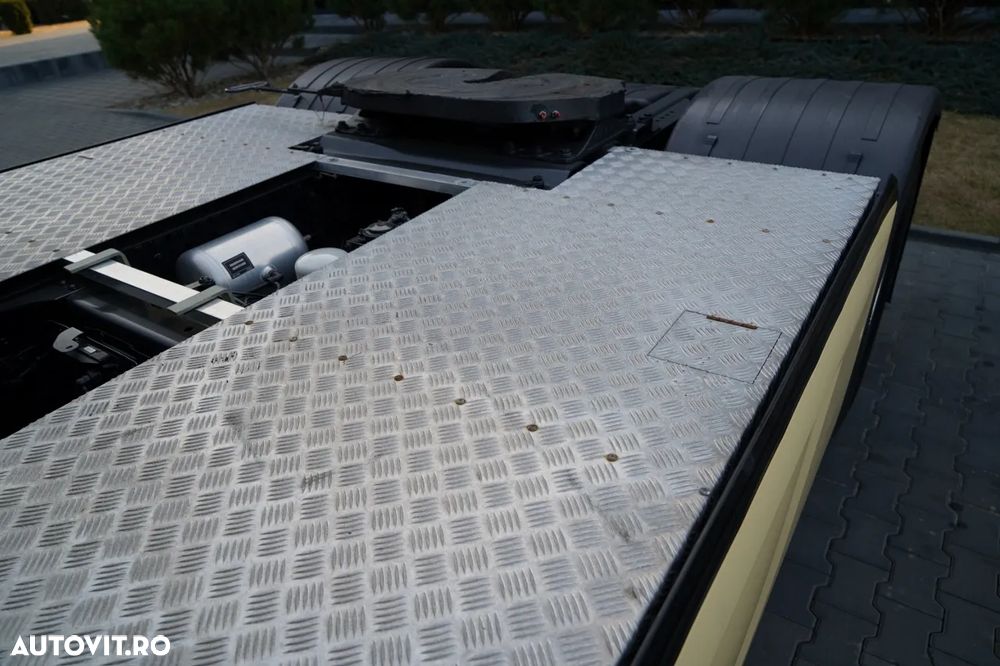 Iveco S-WAY / 570 / RETARDER / I-PARK COOL / FULL AIRMATIC / 100% ANVELOPE / JANTE DIN ALIAJ / PIELE / - 13