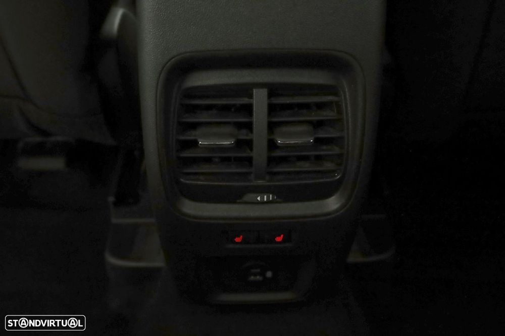 Ford Kuga 1.5 TDCi EcoBlue ST-Line - 23