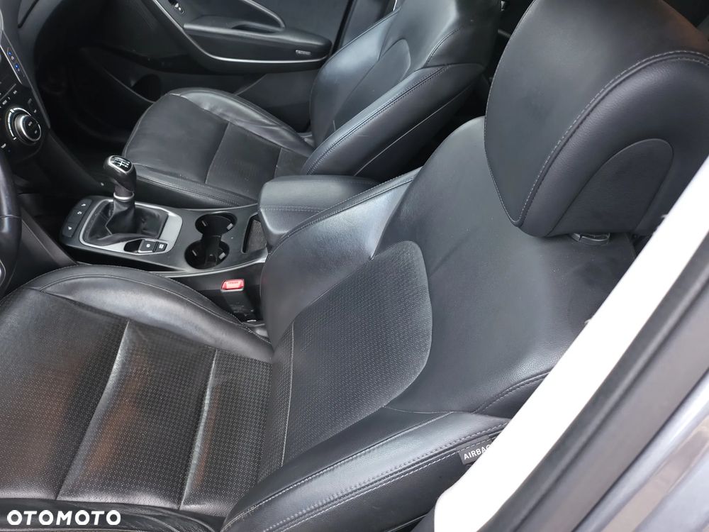 Hyundai Santa Fe 2.0 CRDi Premium - 7