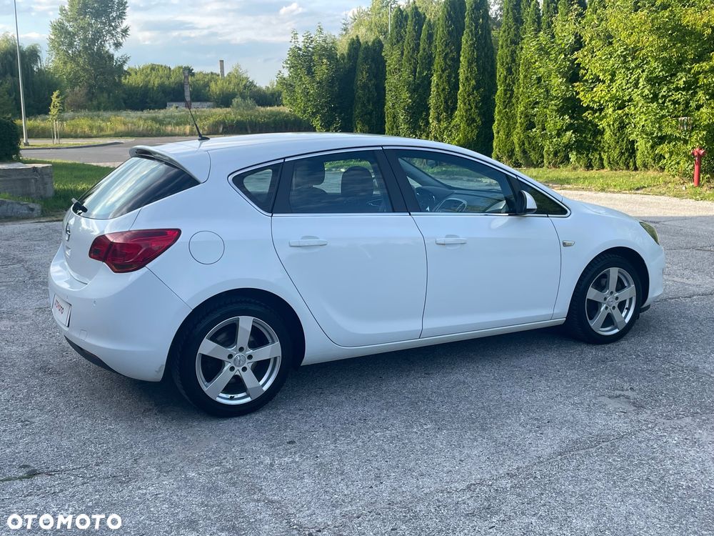 Opel Astra 1.7 CDTI DPF Innovation - 31